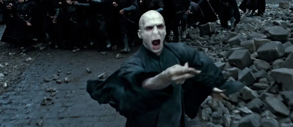 Kehrt Ralph Fiennes als Voldemort / © Warner Bros. 